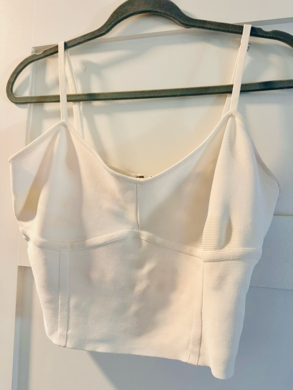 BCBGMaxAzria Cream Ribbed Crop Tank